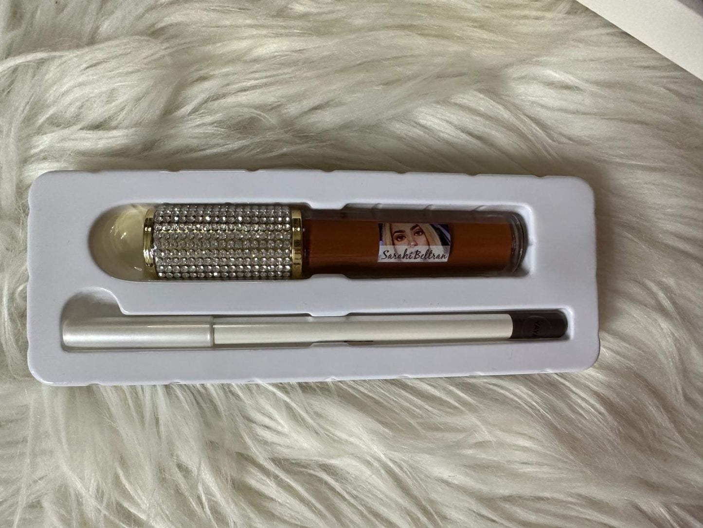 Mystery Box Sarahí Beltran