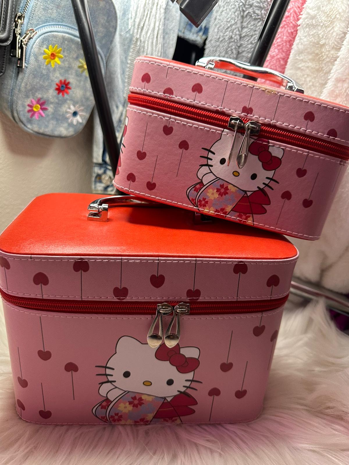 COSMETIQUERAS HELLO KITTY AND KUROMI