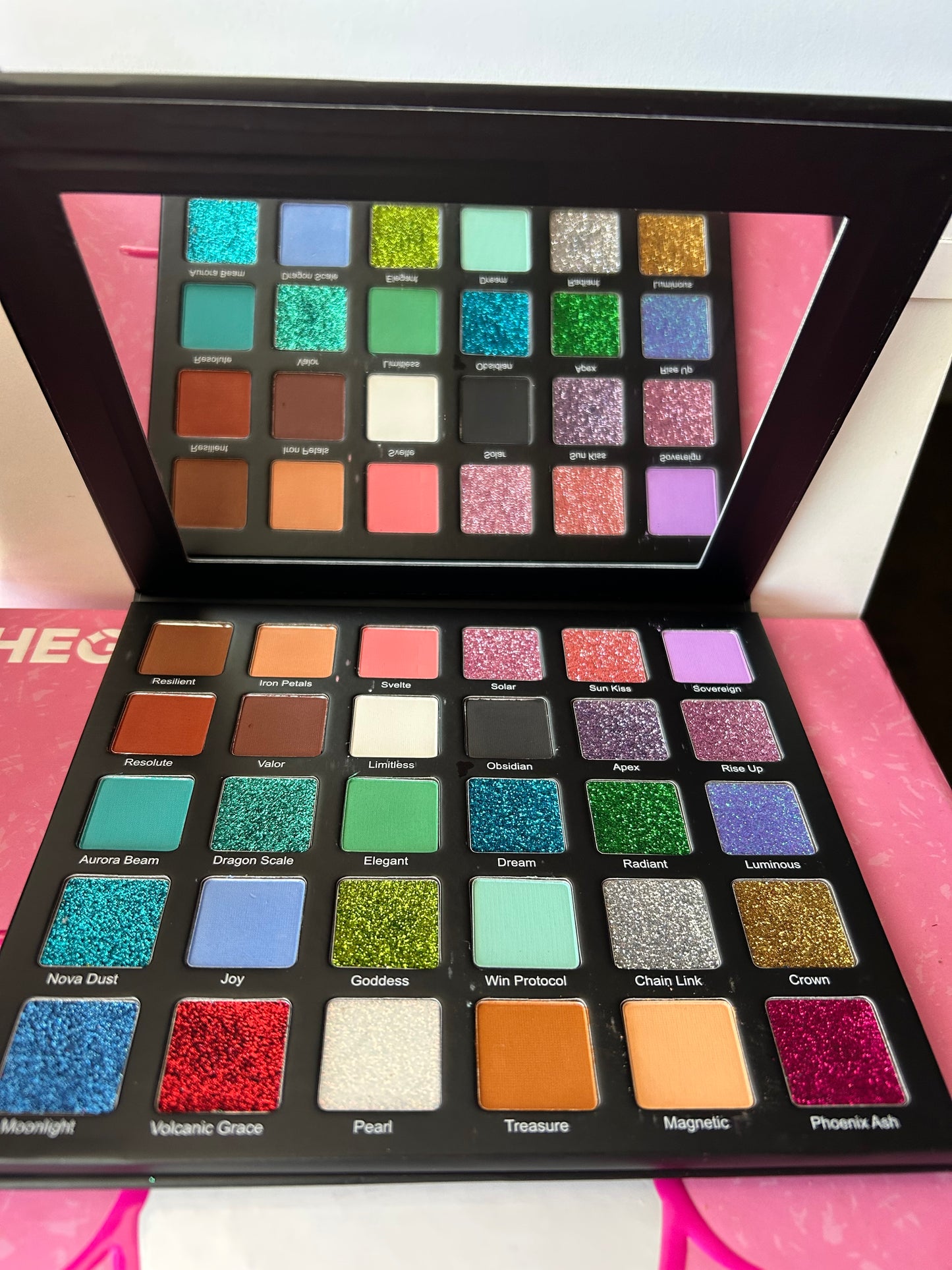 Palette Glam & Nudes waterproof